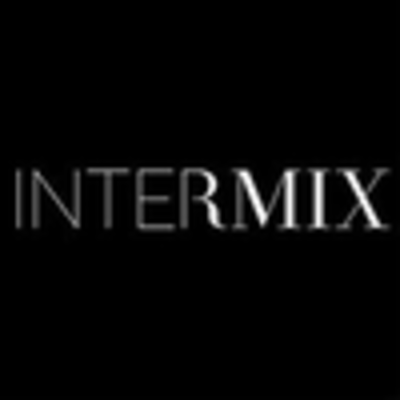 Associate Designer- Knitwear